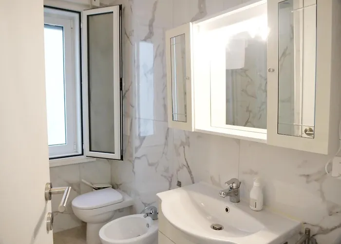 Apartment Laguna Gaddi - Trilocale Vista Laguna E Posto Auto