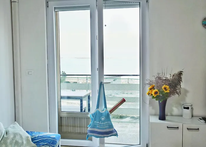 Laguna Gaddi - Trilocale Vista Laguna E Posto Auto * Grado