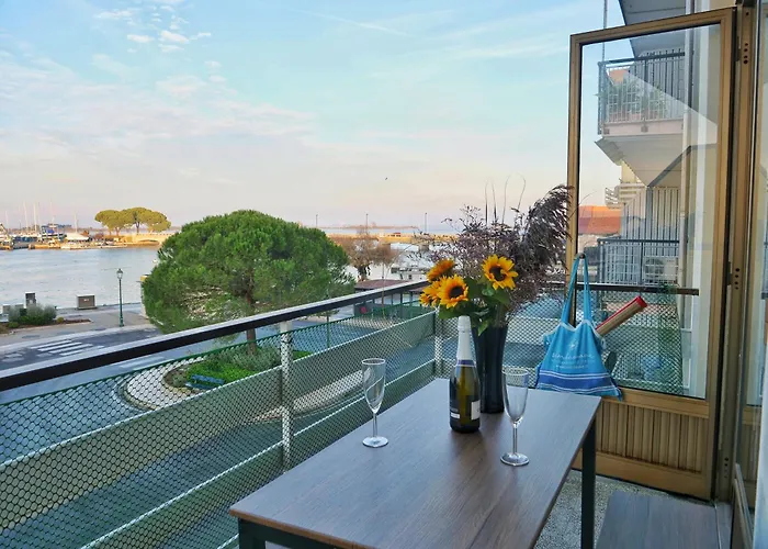 Laguna Gaddi - Trilocale Vista Laguna E Posto Auto Apartment