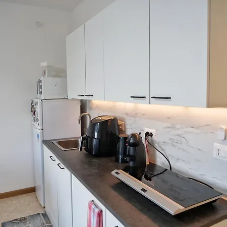 Apartman Laguna Gaddi - Trilocale Vista Laguna E Posto Auto