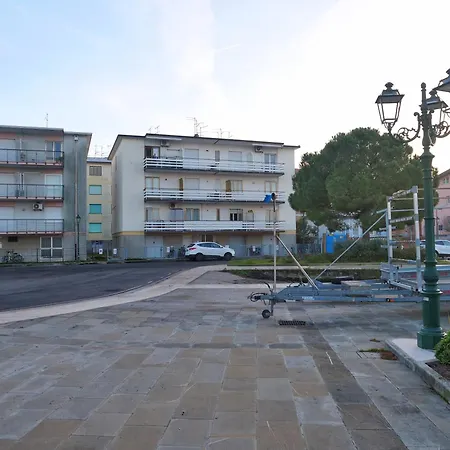 Apartman Laguna Gaddi - Trilocale Vista Laguna E Posto Auto